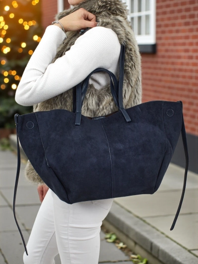 Ženska shopper torba iz eko semiša z manjšo eko usnjeno v kompletu 2v1 Elinea