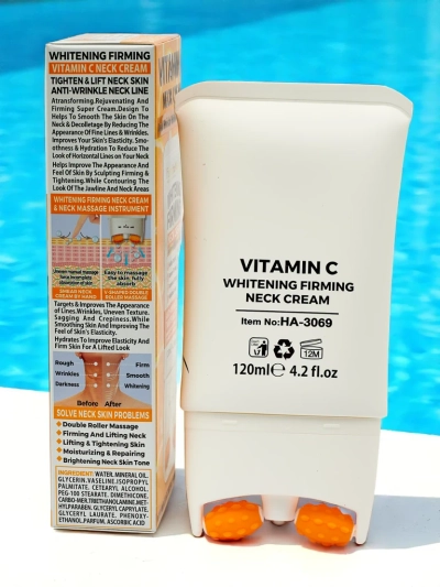 Lifting and Illuminating Neck Cream s masážnym prístrojom