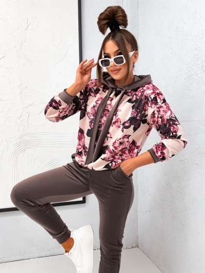 Royalfashion Dámsky bavlnený set pripomínajúci zamat s kvetinami