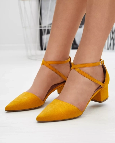 Dámske horčicové sandále na stĺpiku Crisco - Obuv