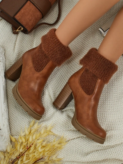 Ženski gležnarji iz eko usnja s peto in pletenino Tirave