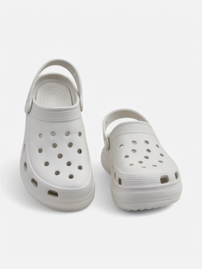 Royalfashion Dámske gumené sandále s výrezmi Dellosa