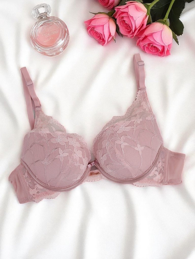 Royalfashion Dámska push-up podprsenka s čipkou Luna Push-Up