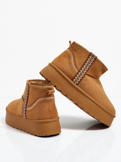 Kratki ženski škornji a'la za sneg Pravel