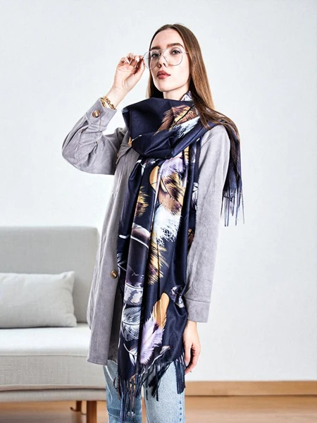 Dámska námornícka modrá šatka so vzorom peria - Príslušenstvo