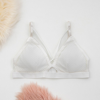 Dámska biela podprsenka - spodná bielizeň