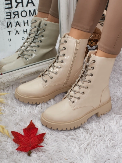 Lakirani ženski gležnarji s vezalkami Fjorra