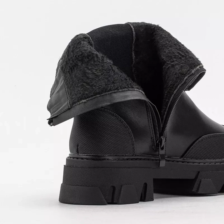 OUTLET Čierne dámske čižmy na masívnej podrážke Rosidi - Obuv