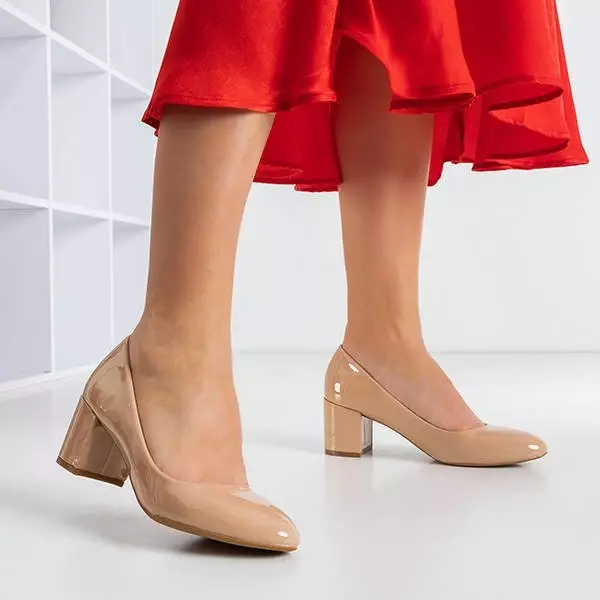 OUTLET Dámske béžové lodičky na post - obuv Sofronia