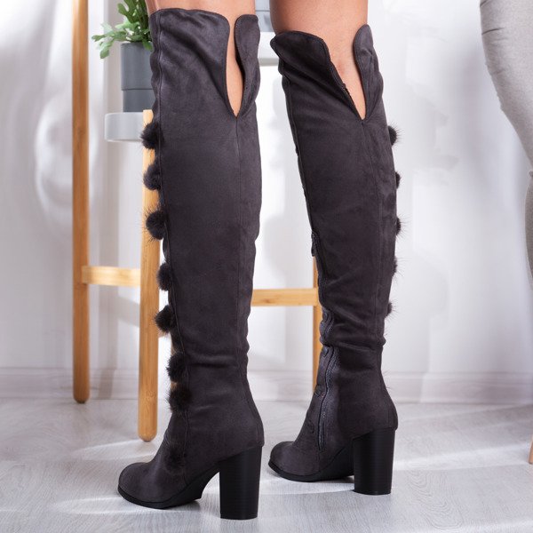 Sivé čižmy na vysokom stĺpiku Lovana - Obuv