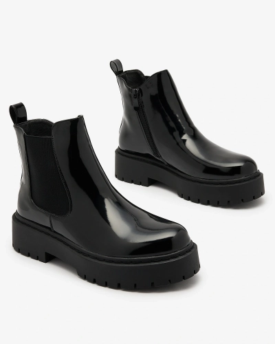 Royalfashion Čierne lakované dámske čižmy bez podpätku Glossy Chic