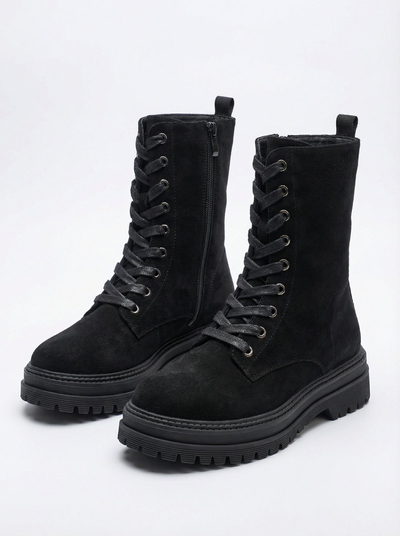 Ženski gležnarji worker Molistea