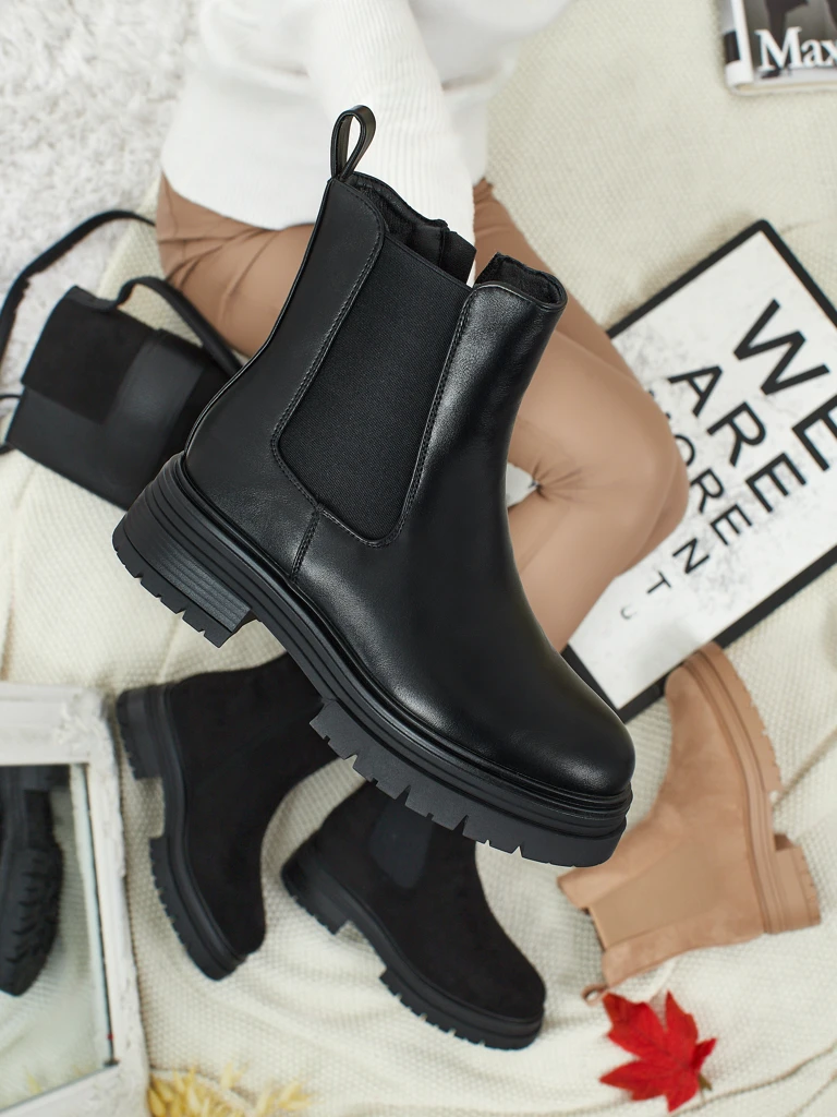 Ženski gležnarji iz eko usnja Solmira