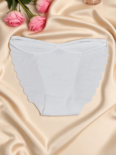 Royalfashion Laserom rezané dámske bikini nohavičky s ozdobnými pásikmi Edge Chic