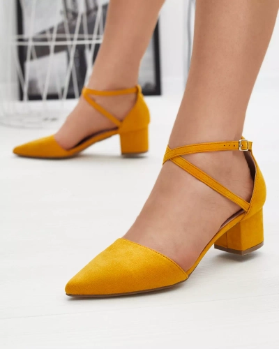 Dámske horčicové sandále na stĺpiku Crisco - Obuv