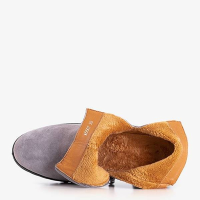 OUTLET Svetlo šedé izolované dámske čižmy na stĺpiku Ryoko - Obuv