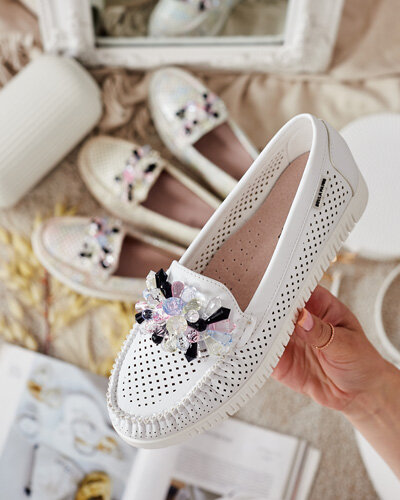 Royalfashion Dámske korálkové ažurové mokasíny Nasfali