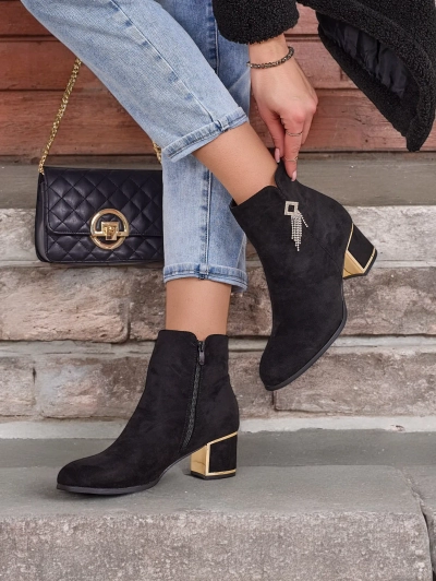 Dámske členkové topánky z ekologického semišu značky Royalfashion na podpätku Egris