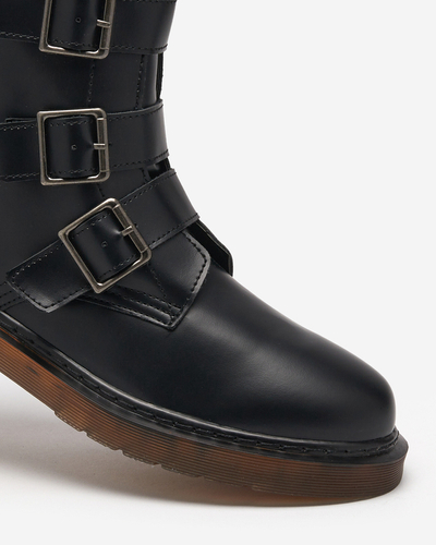 OUTLET Čierne dámske čižmy s prackami Delaras - Obuv