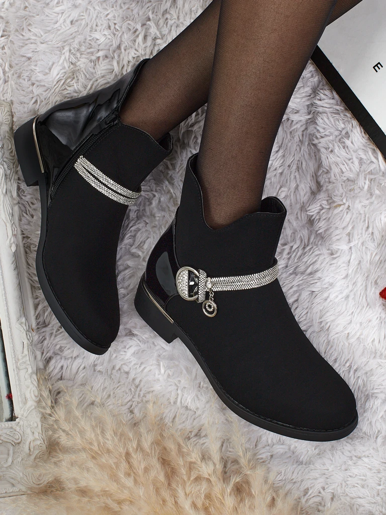 Botki z eko skóry matowej i lakierowanej Marvella