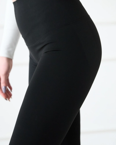 Čierne dámske legíny so širokým elastickým pásom - Oblečenie