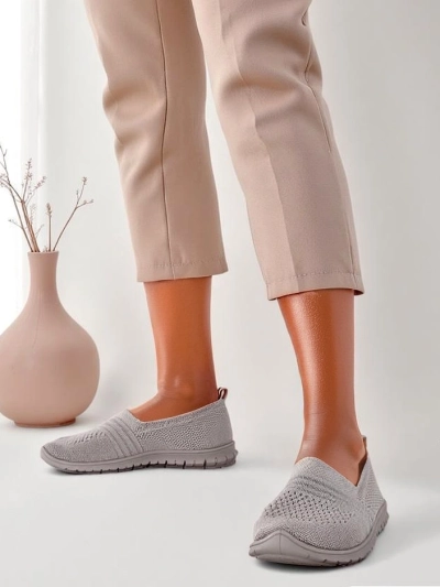 Royalfashion Dámske športové topánky na slip-on Ollabes