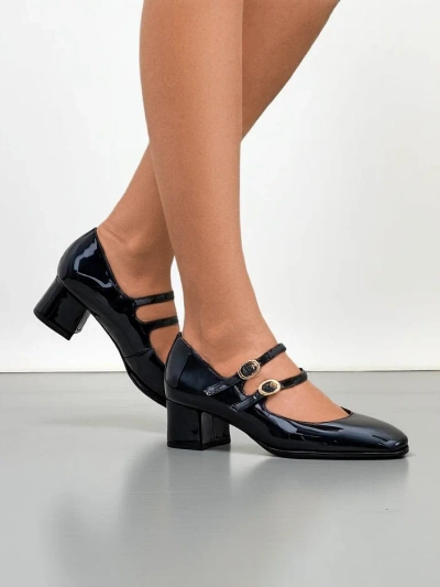 Royalfashion Lakované dámske podpätky na blokovom opätku so strapcami Weyy