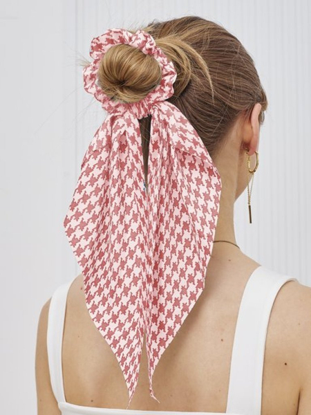 Royalfashion Gumička do vlasov s károvanou stuhou Kratella