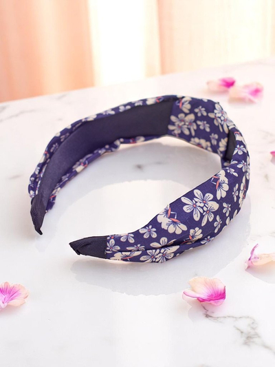 Royalfashion Čelenka so zapletaným kvetinovým vzorom Florinda