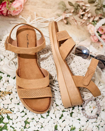 Royalfashion Dámske sandále na nízkom podpätku Noseli