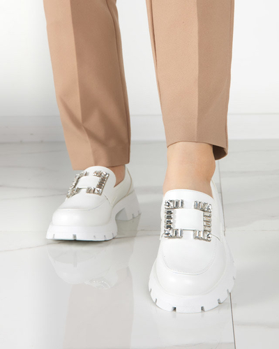 Biele matné dámske topánky so striebornou prackou Vusito - Obuv