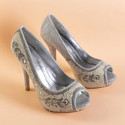 VÝPLET Strieborné lesklé lodičky na ihlovom ihle Marni - Shoes