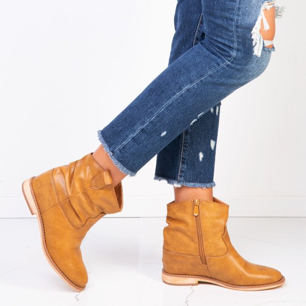 Hnědé kovbojské boty na odvážném klínu - Obuv 1