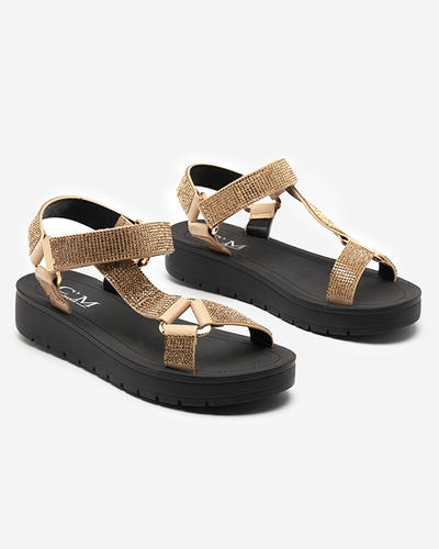 Dámske sandále so zlatými kubickými zirkónmi Qroc- Obuv