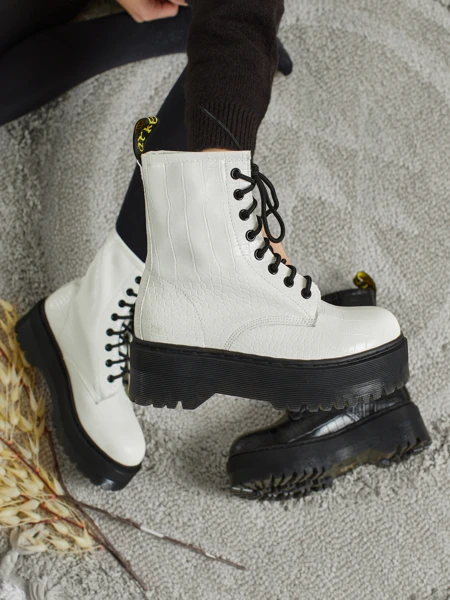 Ženski delavski škornji z reliefom Arvessa