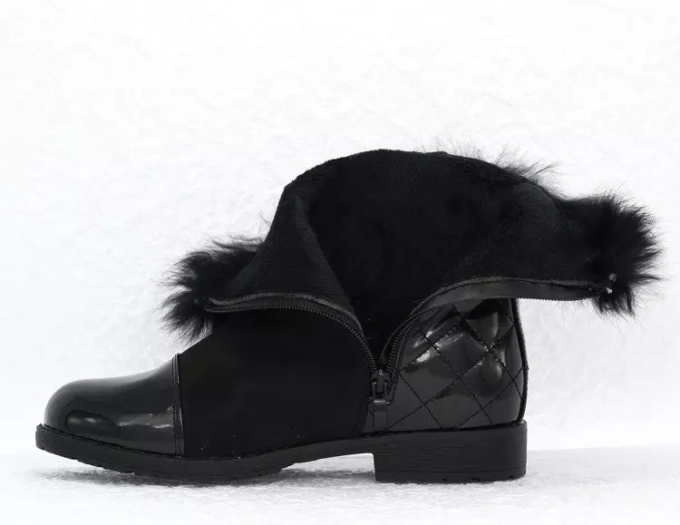 OUTLET Čierne čižmy s prešívaným zvrškom Socorro - Obuv