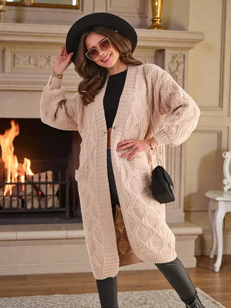 Royalfashion Pletený dámský pončo svetr