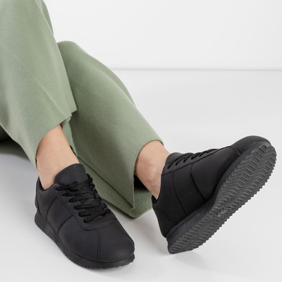 Dámska čierna športová obuv Cortezzi - obuv