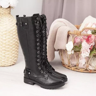 OUTLET Čierne ploché čižmy Kanuti - Topánky