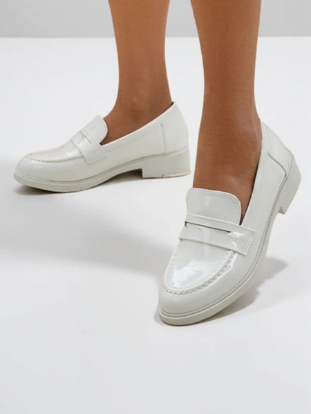 Royalfashion Dámske lakované loafers Aylay