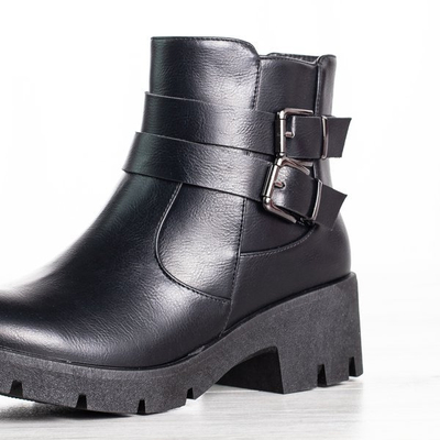 Čierne ploché členkové topánky Deb - Obuv