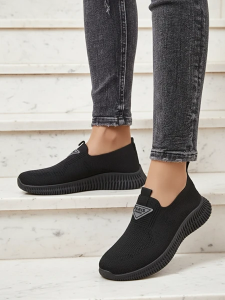 Royalfashion Wsuwane damskie materiałowe buty sportowe Serra