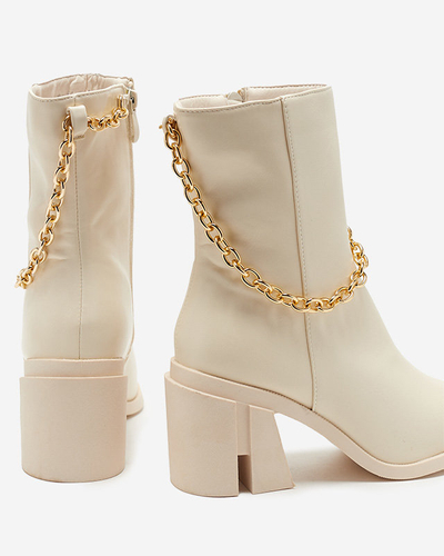 OUTLET Krémové čižmy na podpätku s retiazkou Somlid- Obuv