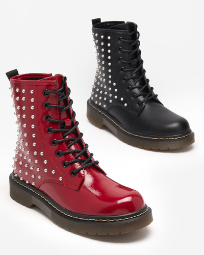 OUTLET Čierne dámske matné čižmy s cvočkami Derisa - Obuv