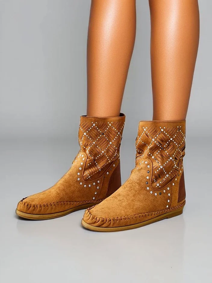 Royalfashion Dámske členkové čižmy s nízkym klinom a cvočkami Indický štýl