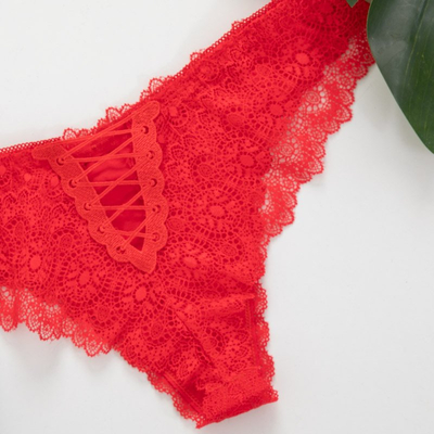 Dámske červené čipkované čipky - spodná bielizeň