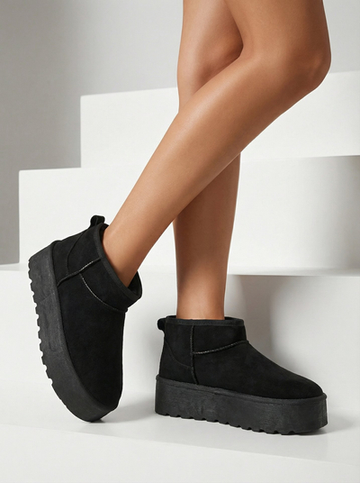 Royalfashion Dámske snehule na platforme a'la v čiernej farbe Dagodo