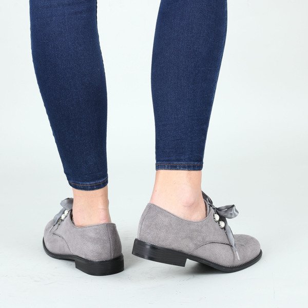 Szare półbuty z perełkami Perle- Obuwie