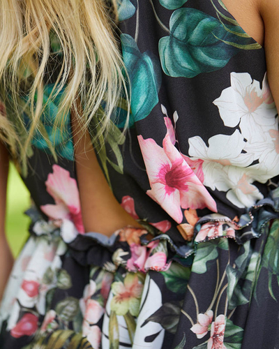 Čierne dámske maxi šaty s kvetmi - Oblečenie