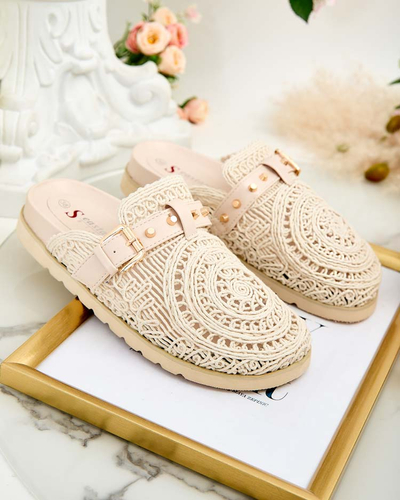 Royalfashion Dámske žabky s výšivkou Leronip
